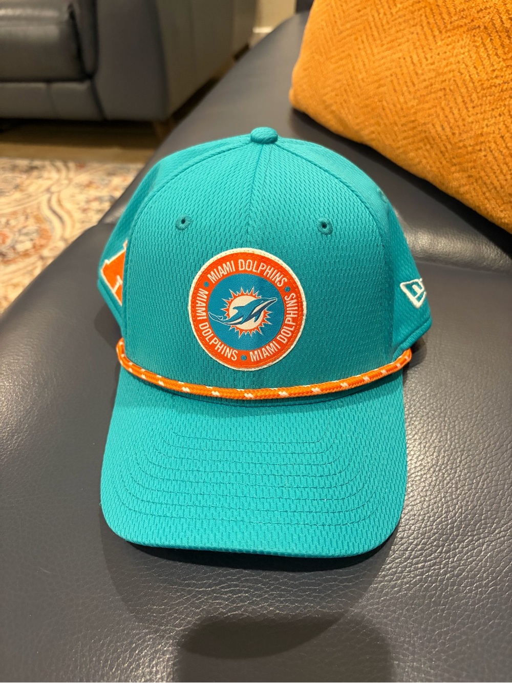 New Era Miami Dolphins Sideline 9SEVENTY Stretch-Snap Hat mens